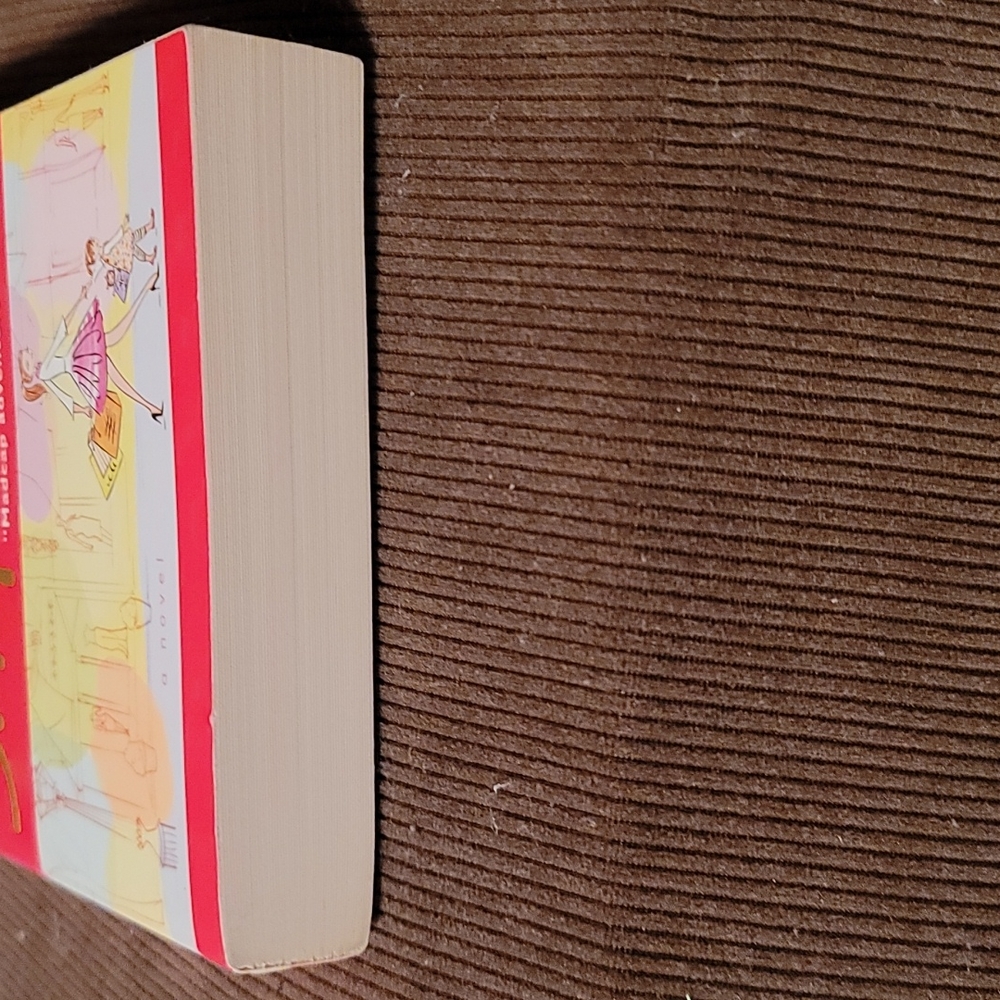 Sophia Kinsella Mini Shopaholic book - Picture 4 of 5